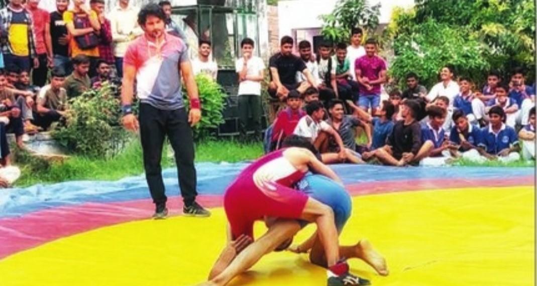 मलपुरा ने चाहर इंटर कॉलेज को कुश्ती में हराया
