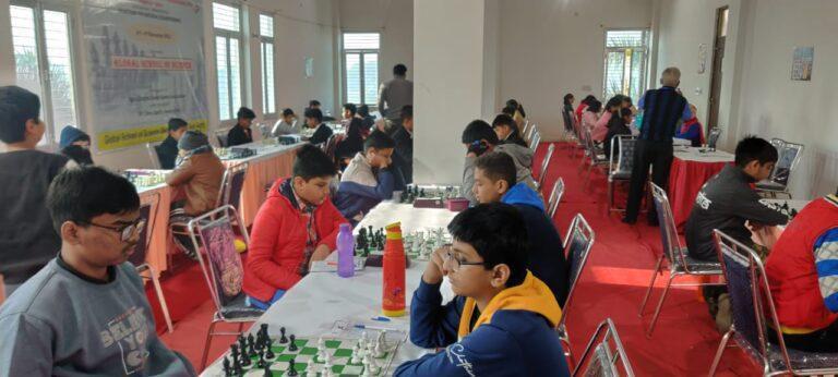 अंडर-13 फिडे- रेटेड शतरंज चैंपियनशिप में प्रखर व सान्वी ने मारी बाजी
