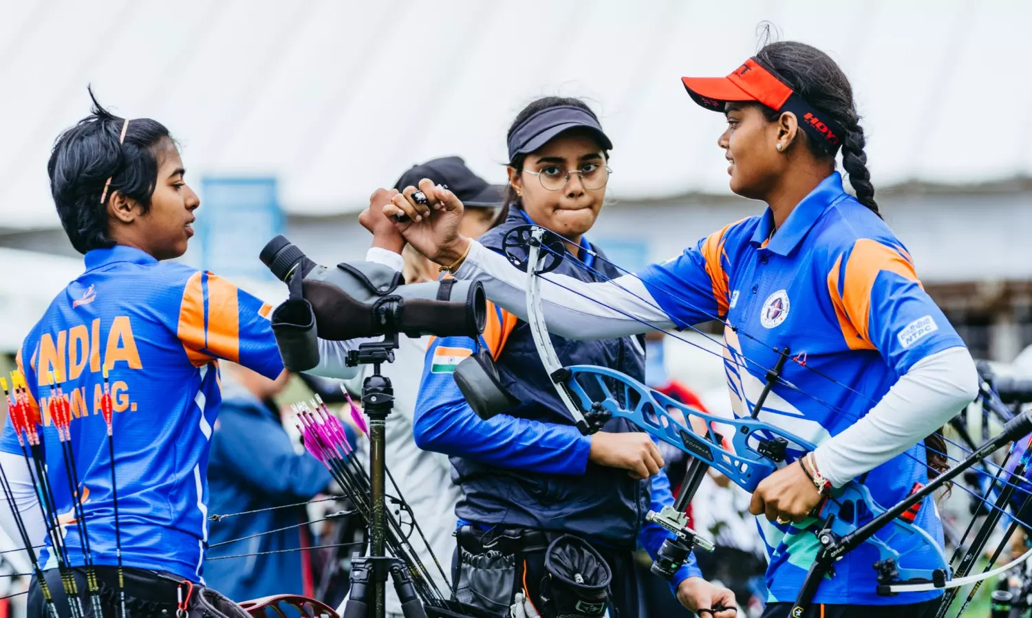 Archery: कंपाउंड तीरंदाज बेटियां पहली बार विश्व चैंपियन बनीं; ज्योति, परणीत और अदिति की टीम ने जीता स्वर्ण