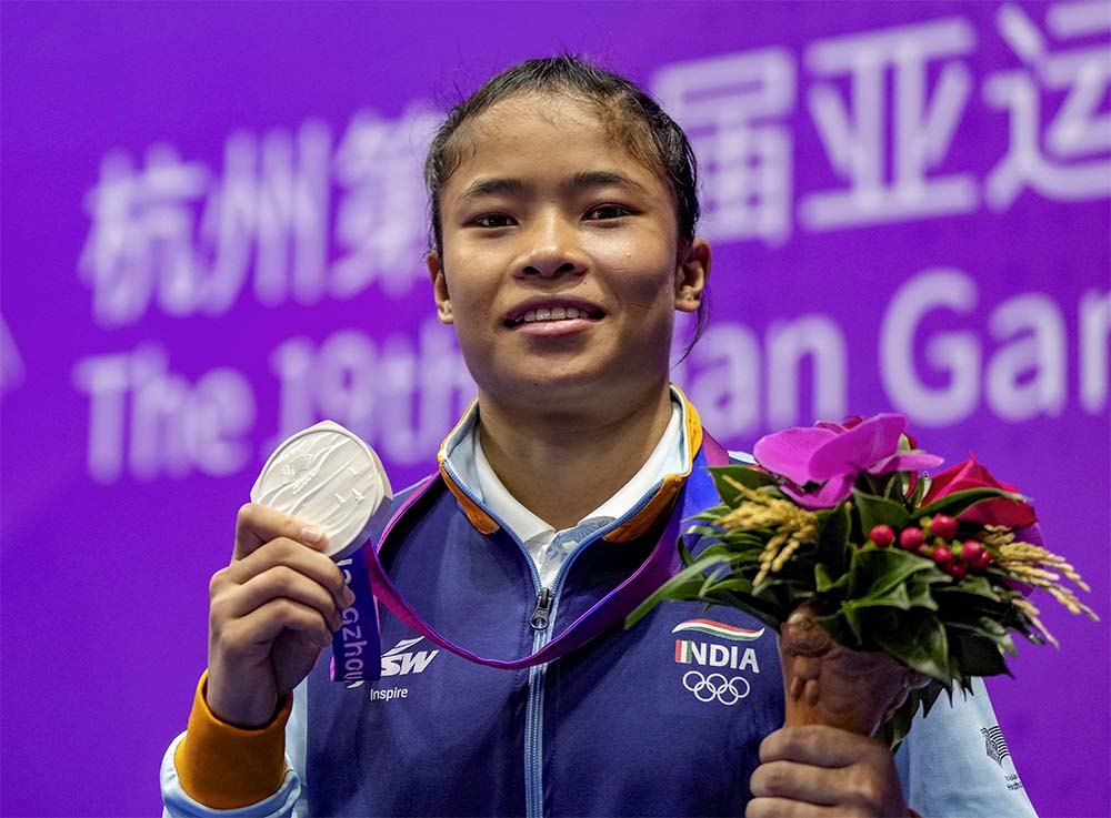 Asian games: रोशिबिना देवी ने वुशु स्पर्धा में रजत पदक जीता