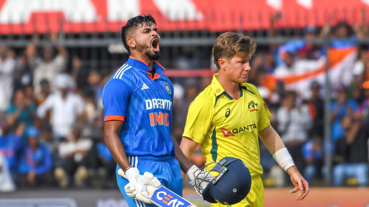 IND vs AUS: दूसरे वनडे में भारतीय बल्लेबाजों ने मचाया गदर