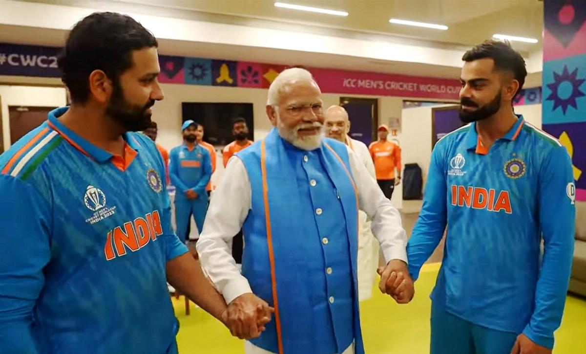 PM Modi with Team India